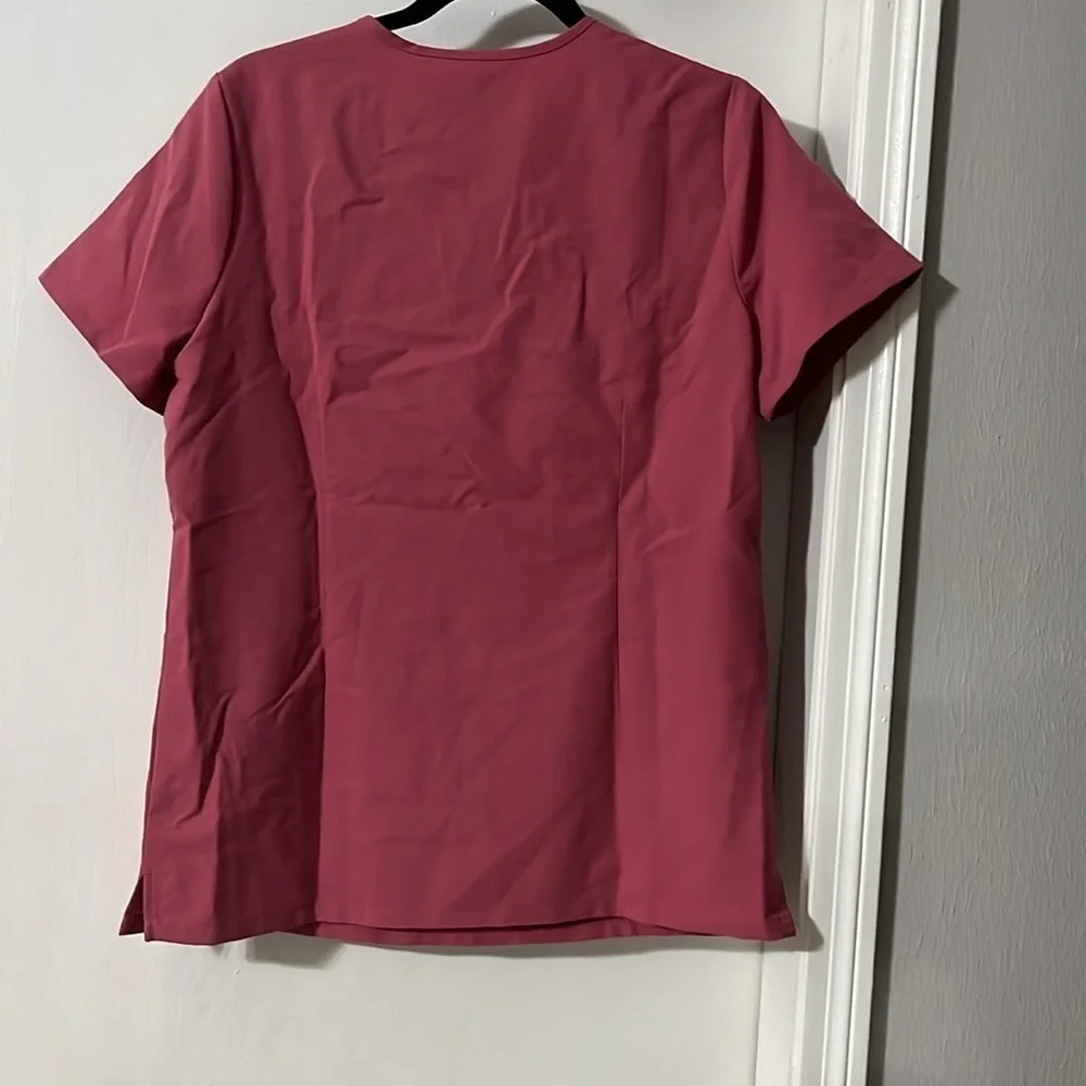 Figs Casma Three-Pocket Scrub Top™